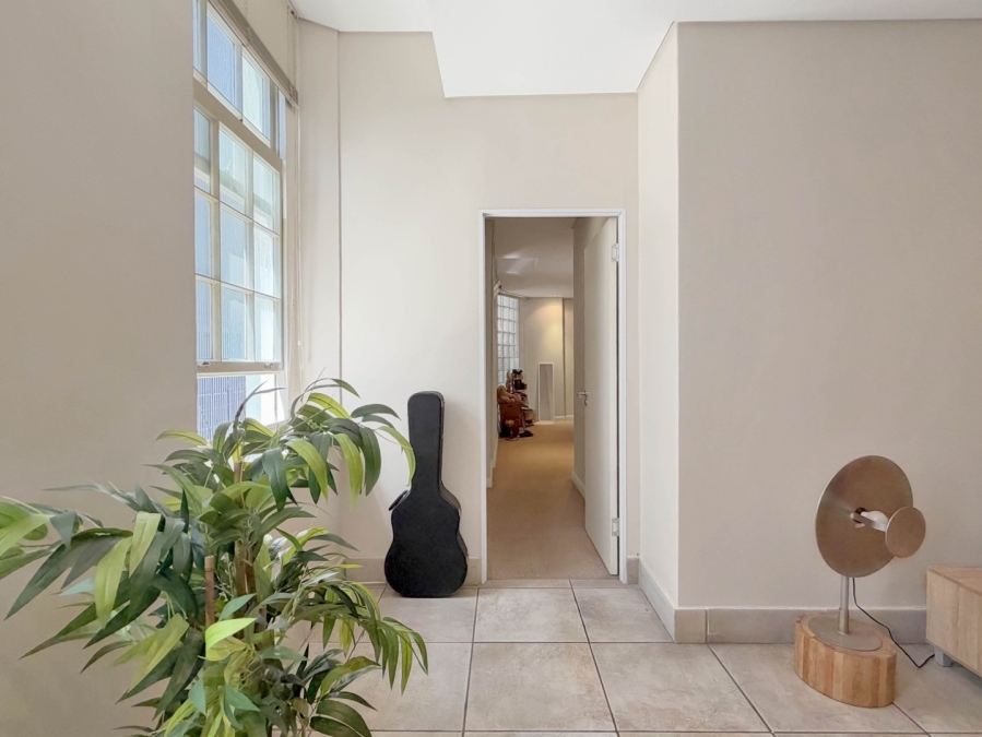 1 Bedroom Property for Sale in Cape Town City Centre Western Cape